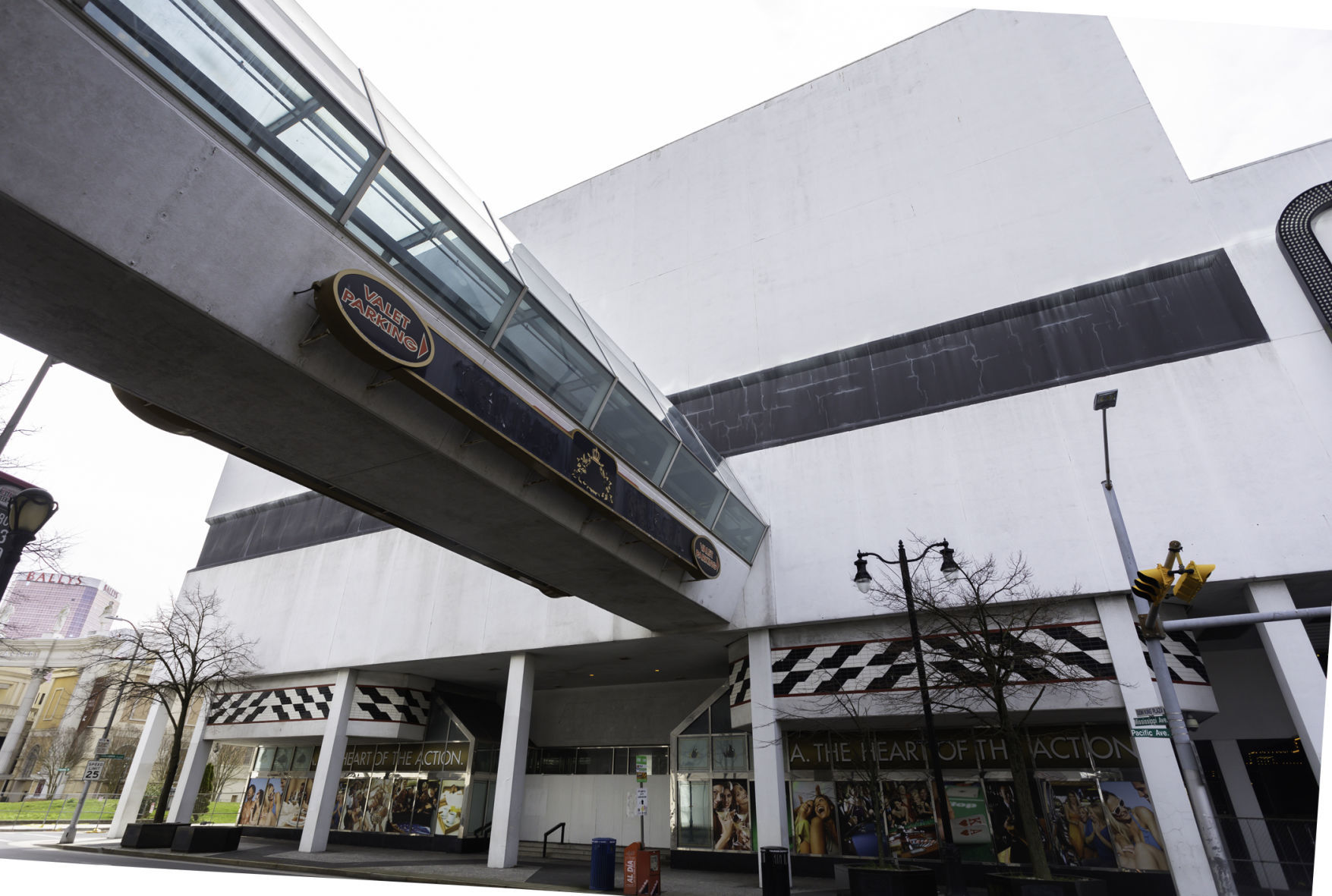 nws_plaza